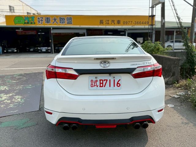 TOYOTA豐田 ALTIS  第5張相片