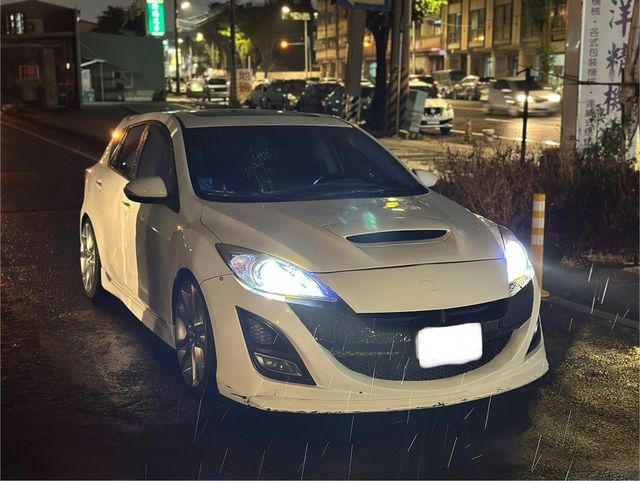 MAZDA馬自達 MAZDA 3  第2張相片