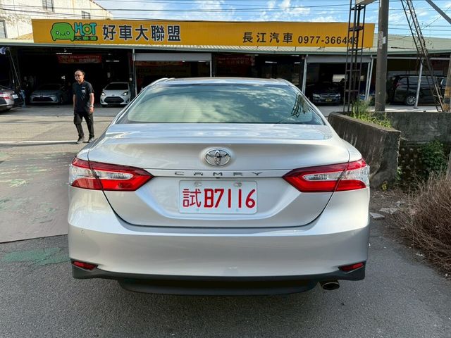 TOYOTA豐田 CAMRY  第5張相片