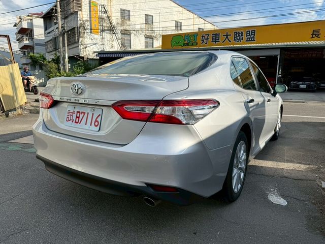 TOYOTA豐田 CAMRY  第6張相片