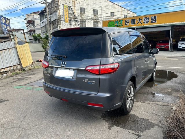 LUXGEN納智捷 M7 TURBO  第4張相片