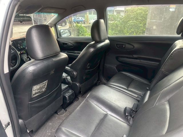 TOYOTA豐田 WISH  第8張相片