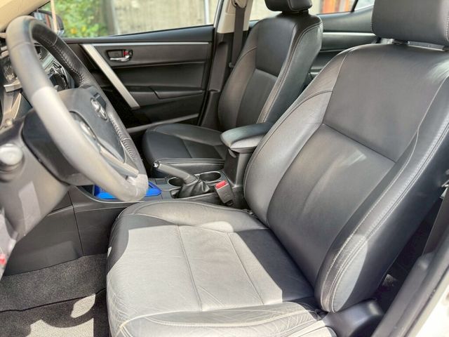 TOYOTA豐田 ALTIS  第7張相片