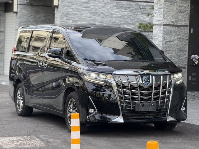 TOYOTA豐田 ALPHARD  第3張相片
