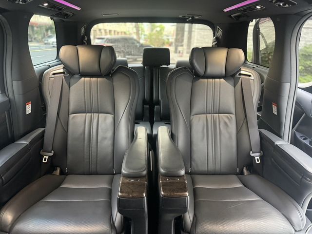 TOYOTA豐田 ALPHARD  第7張相片