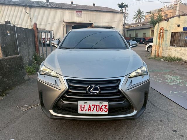 LEXUS凌志 NX300H  第2張相片
