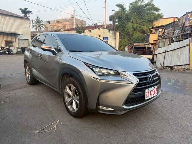 LEXUS凌志 NX300H  第3張相片