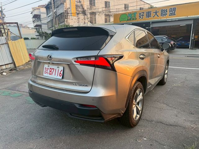 LEXUS凌志 NX300H  第4張相片