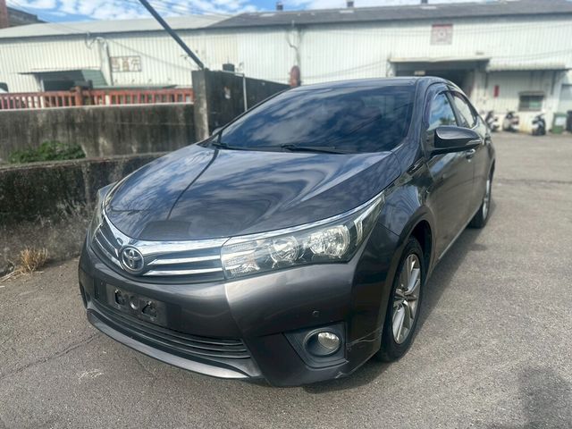 TOYOTA豐田 ALTIS  第1張相片