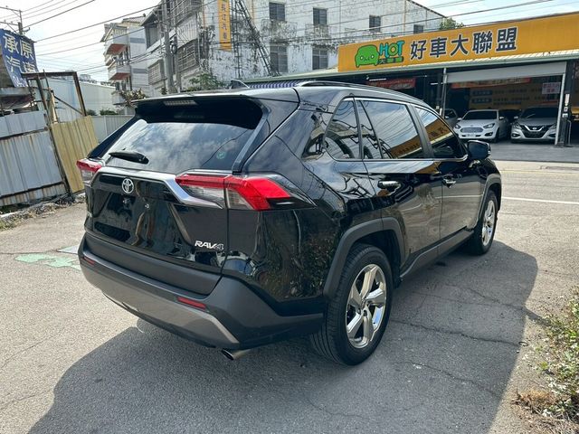 TOYOTA豐田 RAV4  第4張相片