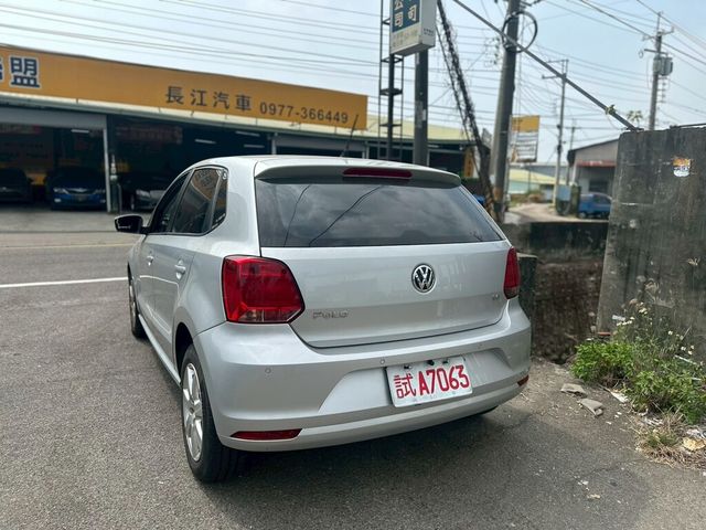 VOLKSWAGEN福斯 POLO  第4張相片