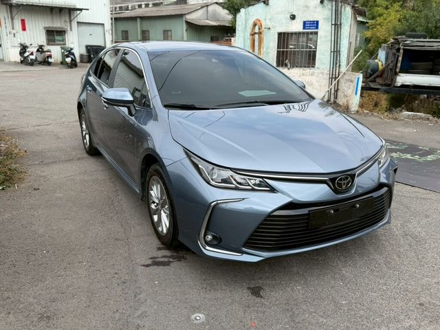 TOYOTA豐田 ALTIS  第2張相片
