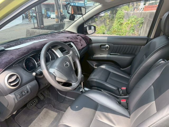 NISSAN日產 LIVINA  第5張相片