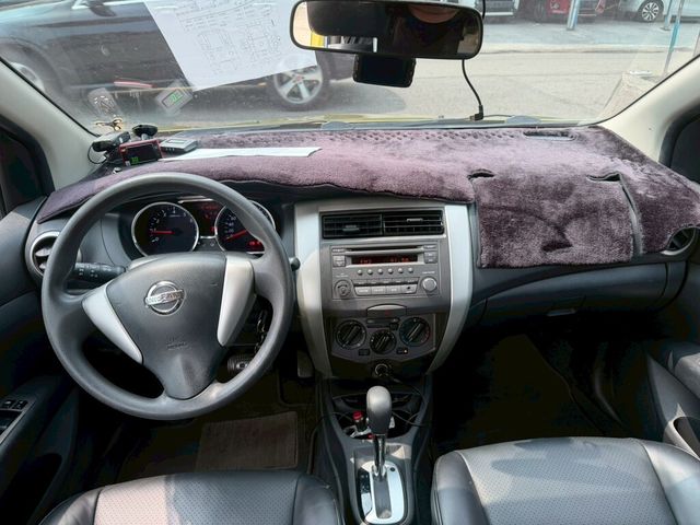 NISSAN日產 LIVINA  第7張相片