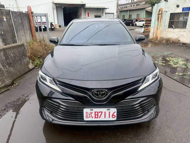 TOYOTA豐田 CAMRY  第2張相片