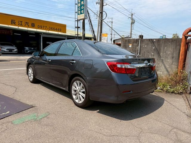 TOYOTA豐田 CAMRY HYBRID  第4張相片
