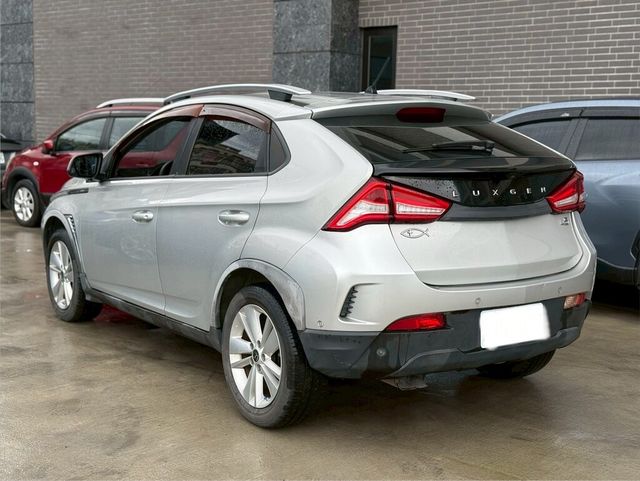 LUXGEN納智捷 U5  第3張相片