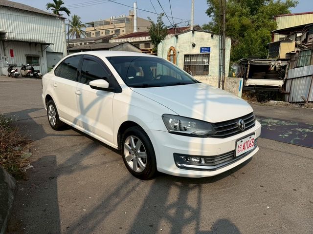 VOLKSWAGEN福斯 VENTO  第3張相片