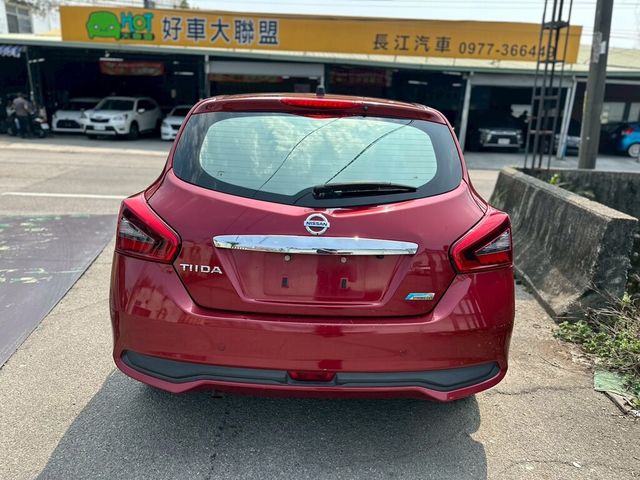 NISSAN日產 TIIDA  第5張相片