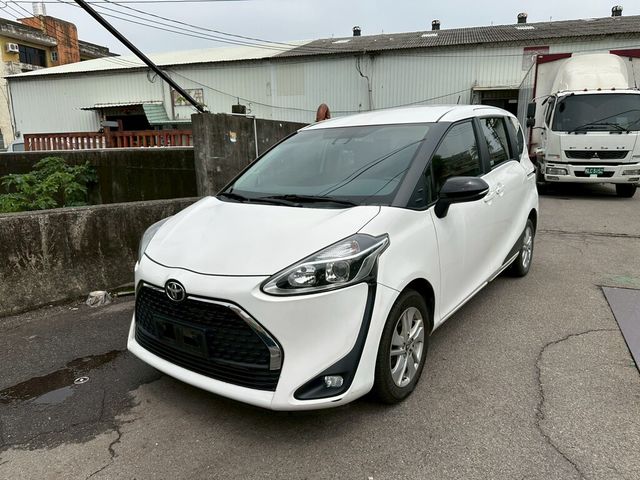 TOYOTA豐田 SIENTA  第1張相片