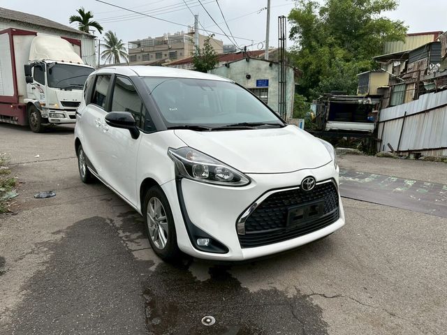 TOYOTA豐田 SIENTA  第2張相片