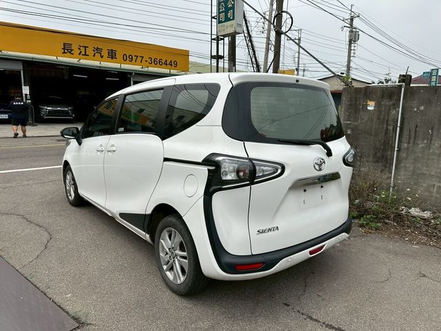 TOYOTA豐田 SIENTA  第3張相片