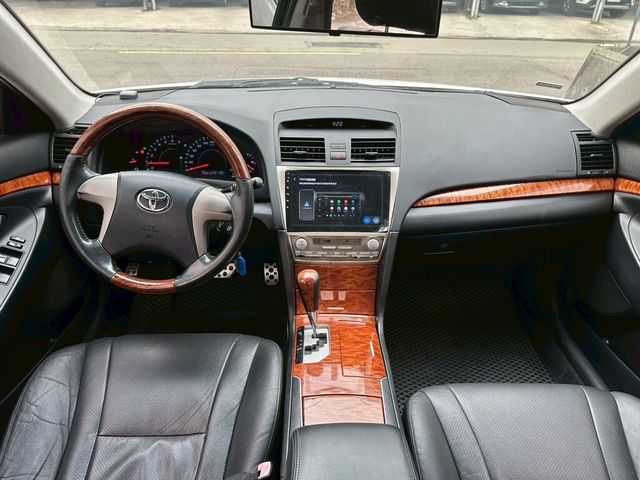 TOYOTA豐田 CAMRY  第7張相片