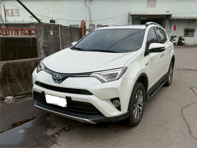 TOYOTA豐田 RAV4  第1張相片