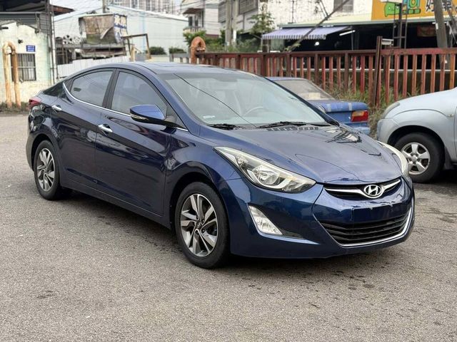 HYUNDAI現代 ELANTRA  第2張相片