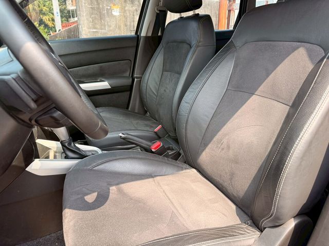 SUZUKI鈴木 VITARA  第7張相片