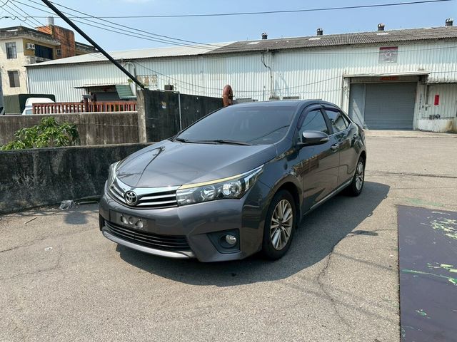 TOYOTA豐田 ALTIS  第1張相片