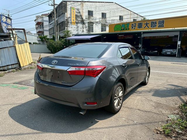 TOYOTA豐田 ALTIS  第4張相片