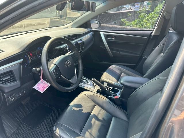 TOYOTA豐田 ALTIS  第5張相片