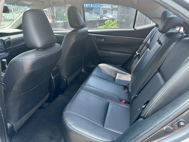 TOYOTA豐田 ALTIS  第6張相片