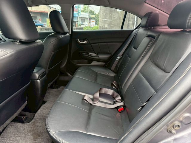 HONDA本田 CIVIC  第8張相片
