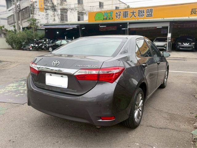TOYOTA豐田 ALTIS  第4張相片