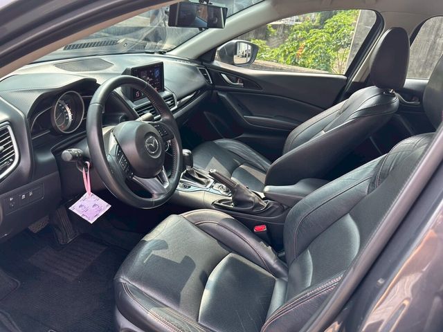 MAZDA馬自達 MAZDA 3  第5張相片