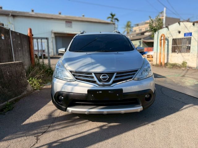 NISSAN日產 LIVINA  第2張相片