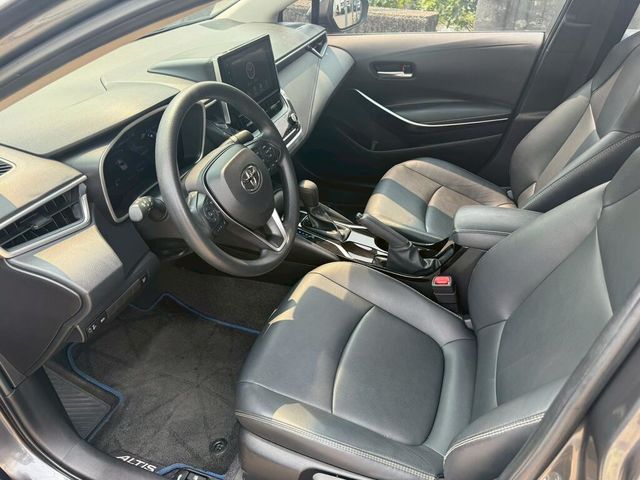 TOYOTA豐田 COROLLA ALTIS HYBRID  第5張相片