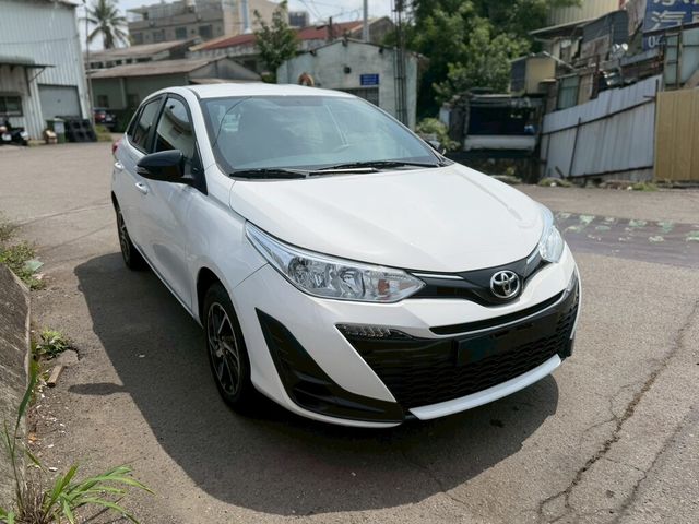 TOYOTA豐田 YARIS  第2張相片