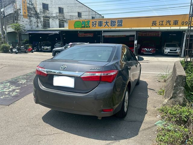 TOYOTA豐田 ALTIS  第4張相片