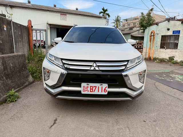 MITSUBISHI三菱 ECLIPSE  第2張相片