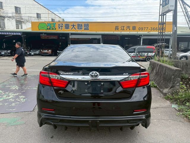 TOYOTA豐田 CAMRY  第5張相片
