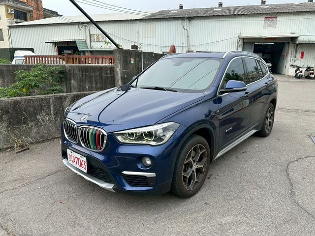 BMW寶馬 X1  第1張相片