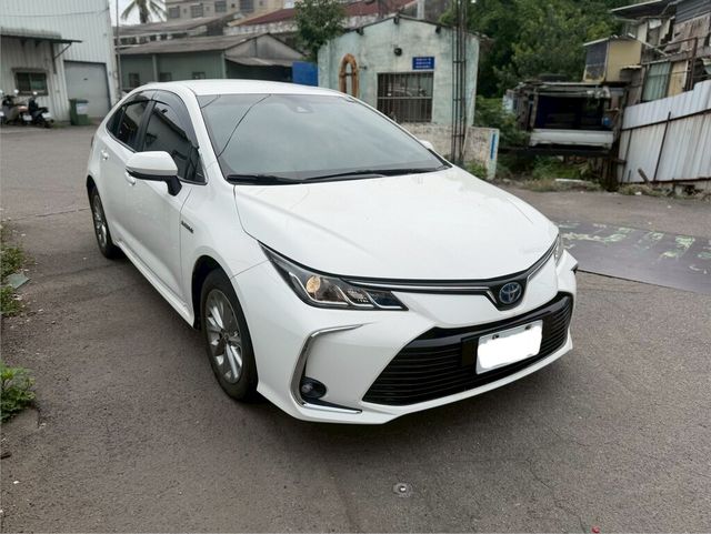 TOYOTA豐田 ALTIS  第2張相片