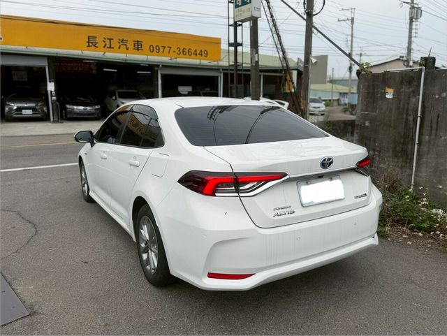 TOYOTA豐田 ALTIS  第3張相片