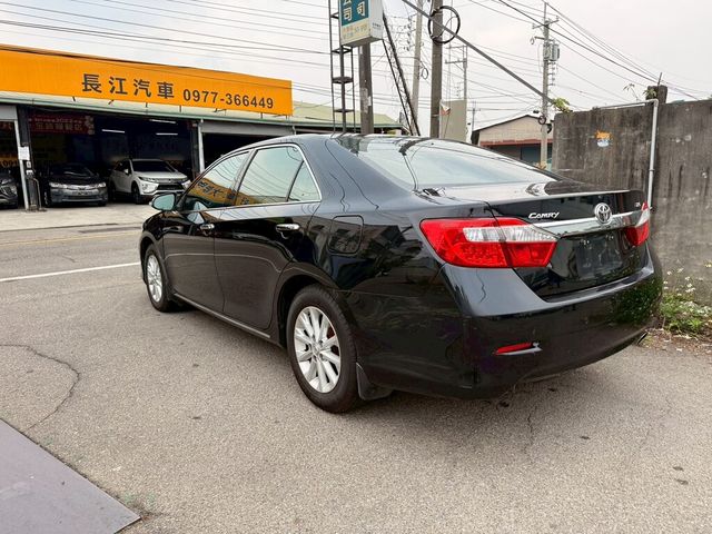 TOYOTA豐田 CAMRY  第4張相片