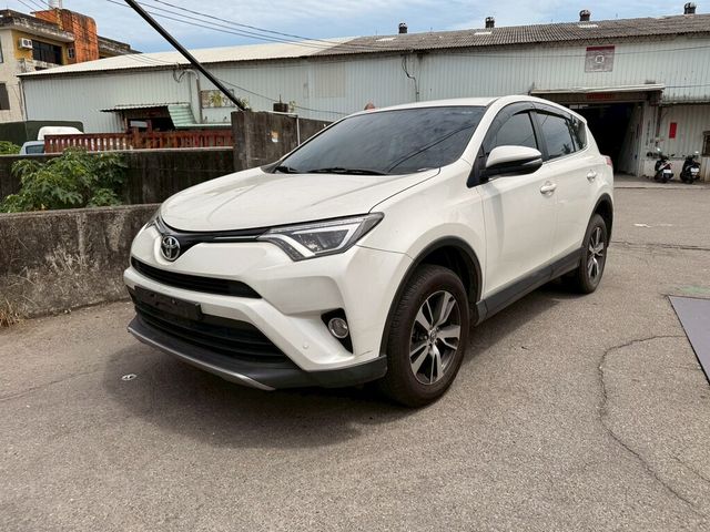 TOYOTA豐田 RAV4  第1張相片