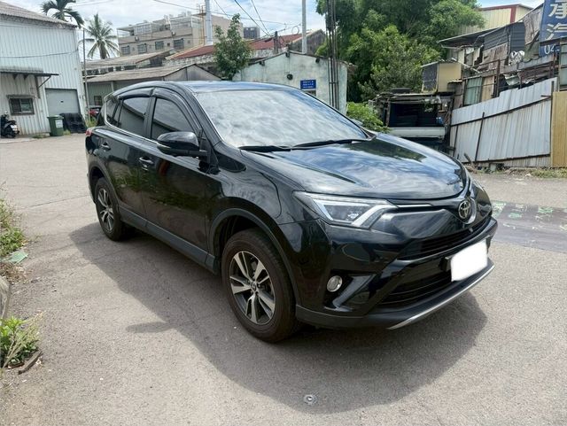 TOYOTA豐田 RAV4  第3張相片