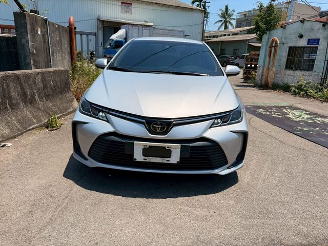 TOYOTA豐田 ALTIS  第2張相片